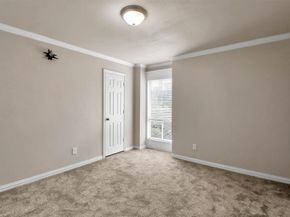 2702  Douglas Avenue  125, Dallas Texas 75219
