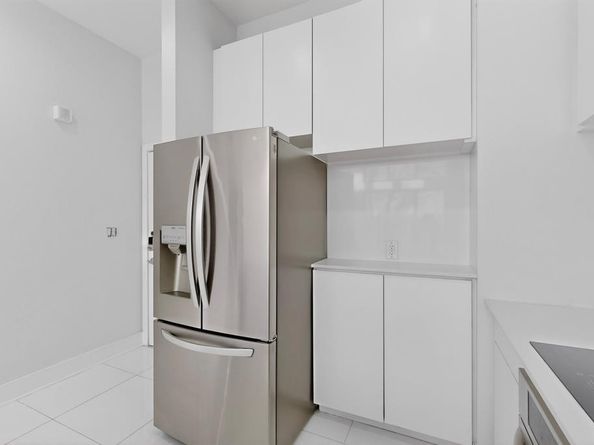 4414  Cedar Springs Road  325, Dallas Texas 75219