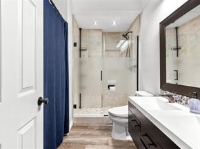 18040  Midway Road  103, Dallas Texas 75287