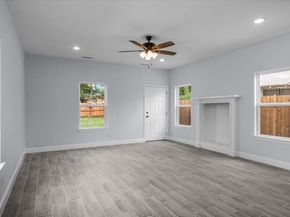 3101  Clinton Avenue , Fort Worth Texas 76106