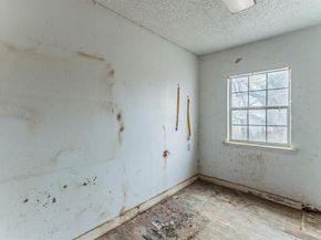 1205  Oak Street , Grand Prairie Texas 75050