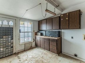 1205  Oak Street , Grand Prairie Texas 75050