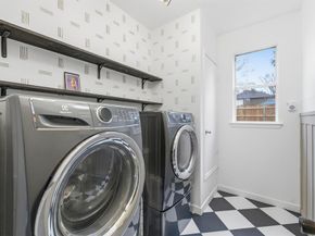 919  Waterford Way , Euless Texas 76039