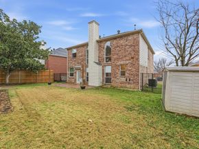 919  Waterford Way , Euless Texas 76039