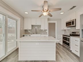 2736 E Wentwood Drive , Carrollton Texas 75007