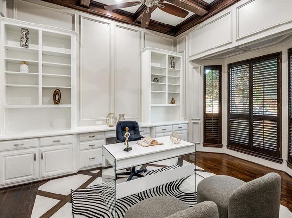 4904  Holly Tree Drive , Dallas Texas 75287