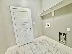 504  Paradise Street , Fort Worth Texas 76111