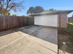 1127  Southwestern Drive , Richardson Texas 75081