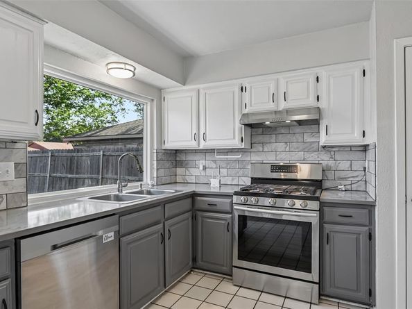 1127  Southwestern Drive , Richardson Texas 75081