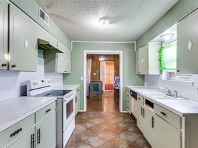 8001  Carrick Street , Benbrook Texas 76116