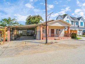 2705 & 2707 S Fox Street , Houston Texas 77003