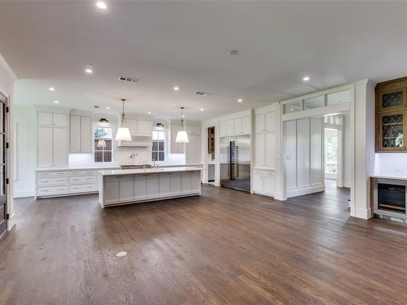 7538  Centenary Avenue , Dallas Texas 75225