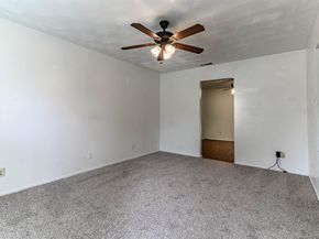 3213  Thames Street , Irving Texas 75062