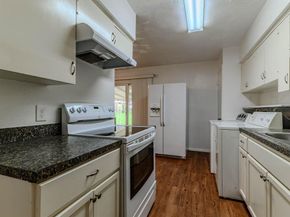 3213  Thames Street , Irving Texas 75062