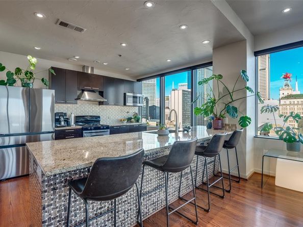 1200  Main Street  2412, Dallas Texas 75202