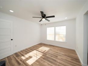 312 N Retta Street , Fort Worth Texas 76111