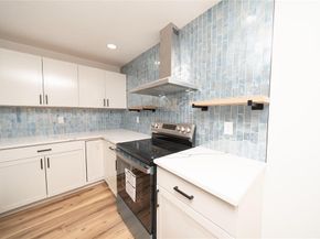 312 N Retta Street , Fort Worth Texas 76111