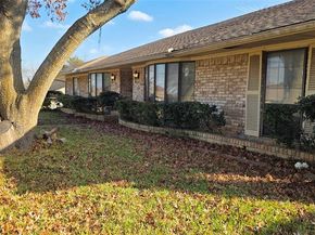 604  The Meadows Parkway , DeSoto Texas 75115