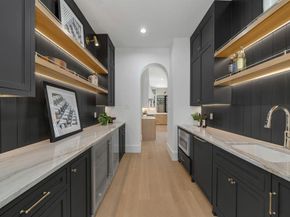 7004  Irongate Lane , Dallas Texas 75214