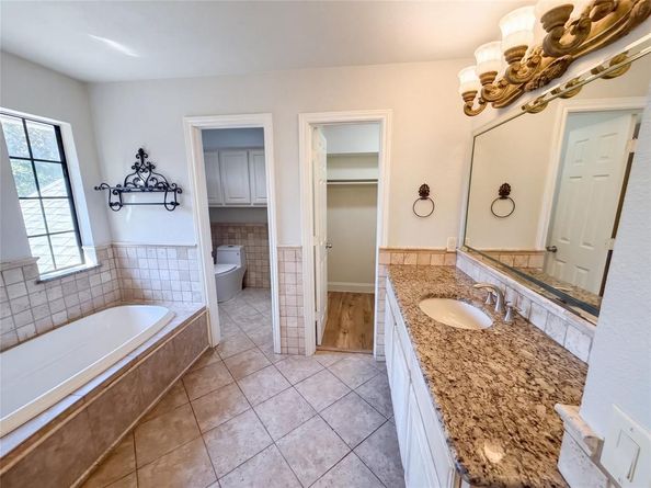 2913  Bedfordshire Lane , Plano Texas 75075