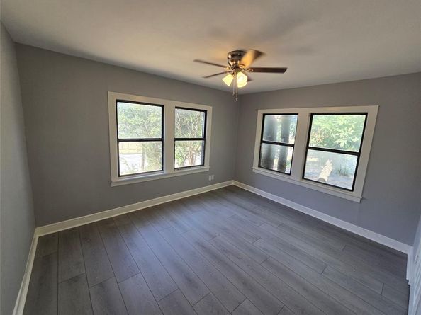 314 W Clarendon Drive , Dallas Texas 75208