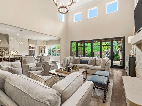 6635  Park Lane , Dallas Texas 75225