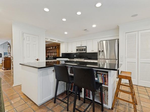 3801  Gilbert Avenue  M, Dallas Texas 75219