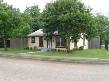 1802  Gus Thomasson Road 