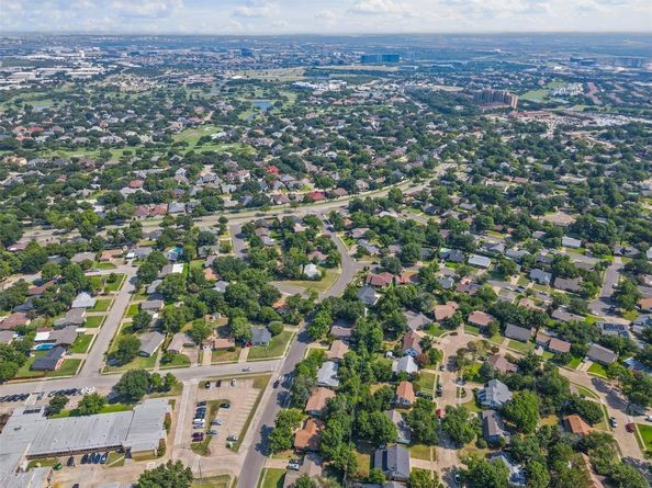 3622  Windsor Street , Irving Texas 75062