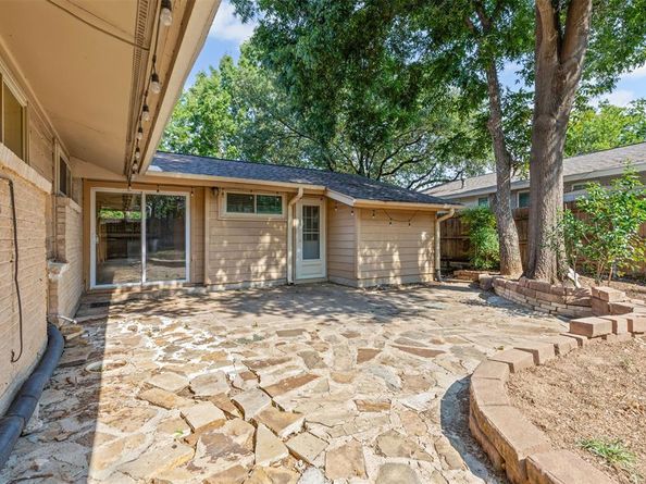 3622  Windsor Street , Irving Texas 75062