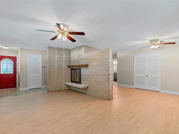3622  Windsor Street , Irving Texas 75062