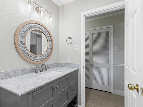 3622  Windsor Street , Irving Texas 75062