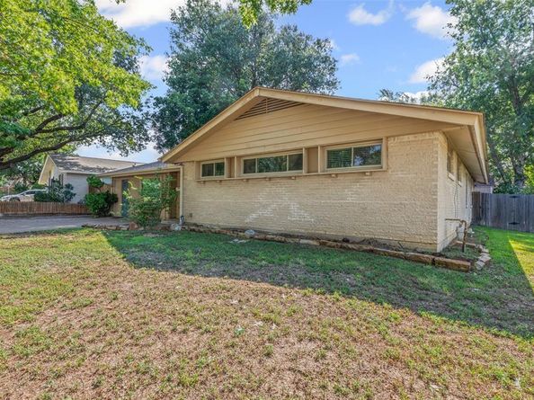 3622  Windsor Street , Irving Texas 75062