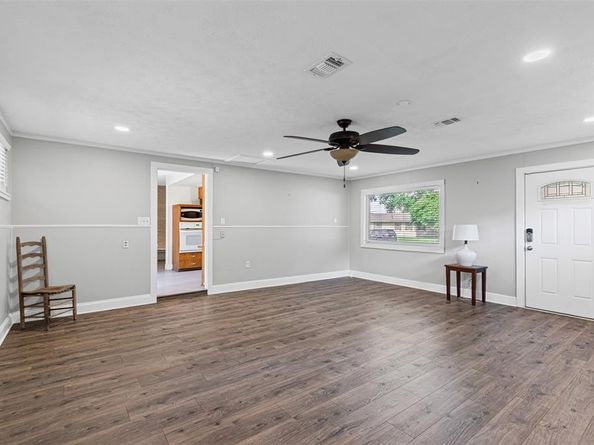 3622  Windsor Street , Irving Texas 75062