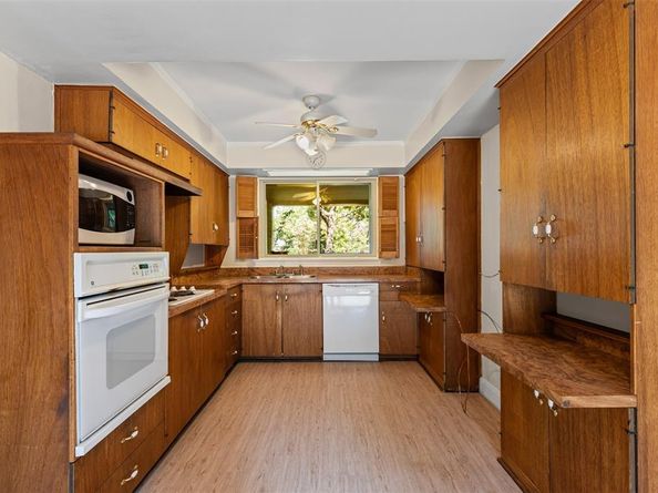3622  Windsor Street , Irving Texas 75062