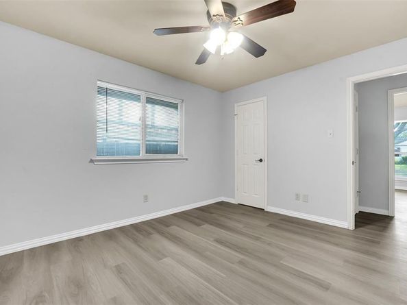 4008  Kingswick Drive , Arlington Texas 76016
