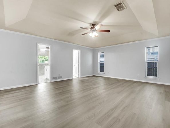 4008  Kingswick Drive , Arlington Texas 76016