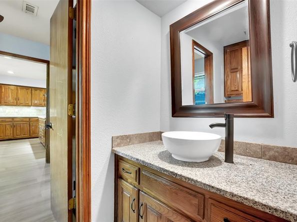 4008  Kingswick Drive , Arlington Texas 76016