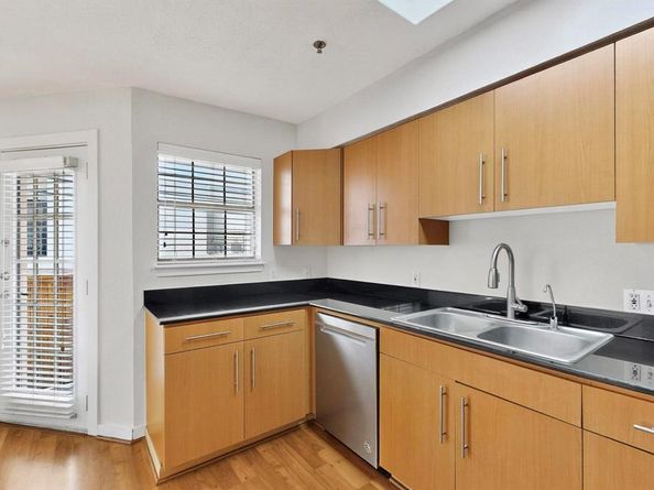 3901  Travis Street  113, Dallas Texas 75204