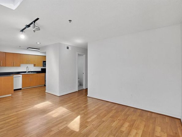 3901  Travis Street  113, Dallas Texas 75204