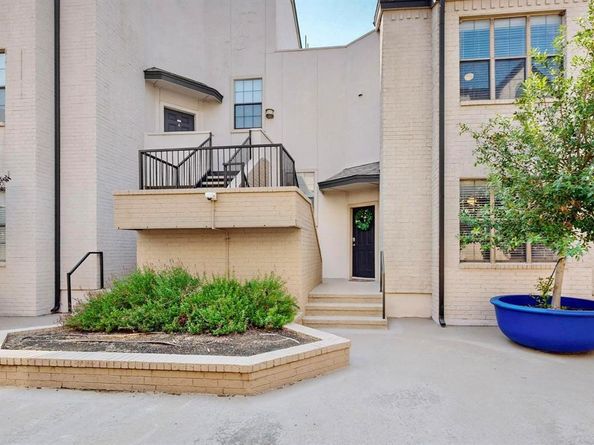 3901  Travis Street  113, Dallas Texas 75204