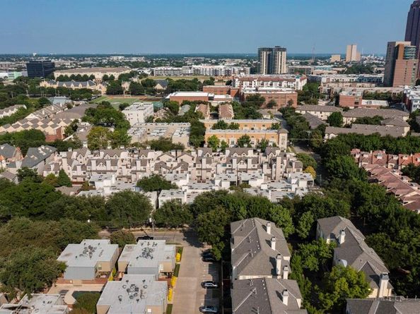 3901  Travis Street  113, Dallas Texas 75204