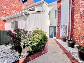 612  Carriage Way , Duncanville Texas 75137