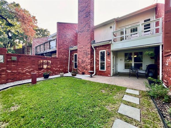 612  Carriage Way , Duncanville Texas 75137