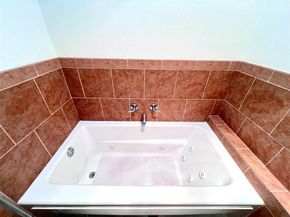 612  Carriage Way , Duncanville Texas 75137