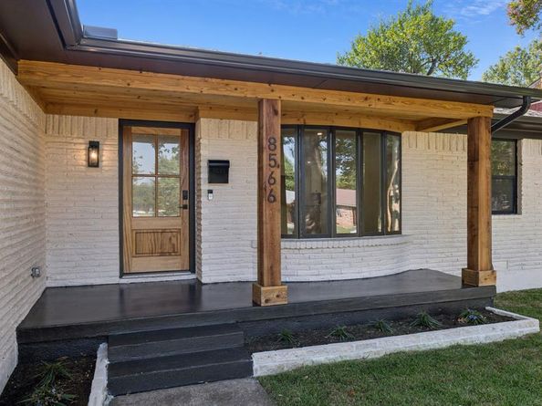 8566  Sweetwood Drive , Dallas Texas 75228