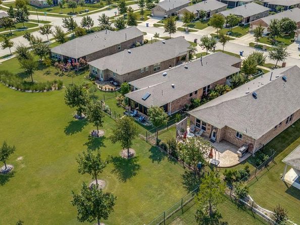 2068  Bentwater Lane , Frisco Texas 75036