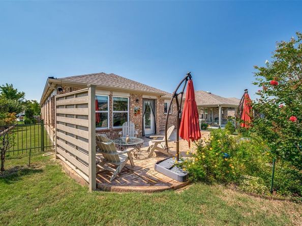 2068  Bentwater Lane , Frisco Texas 75036
