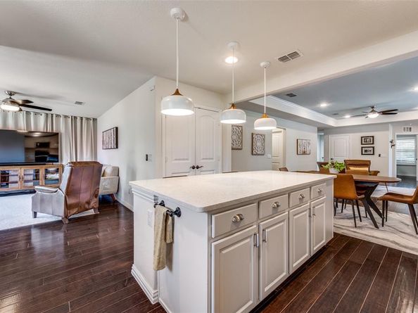 2068  Bentwater Lane , Frisco Texas 75036