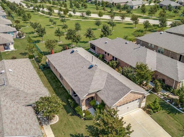 2068  Bentwater Lane , Frisco Texas 75036